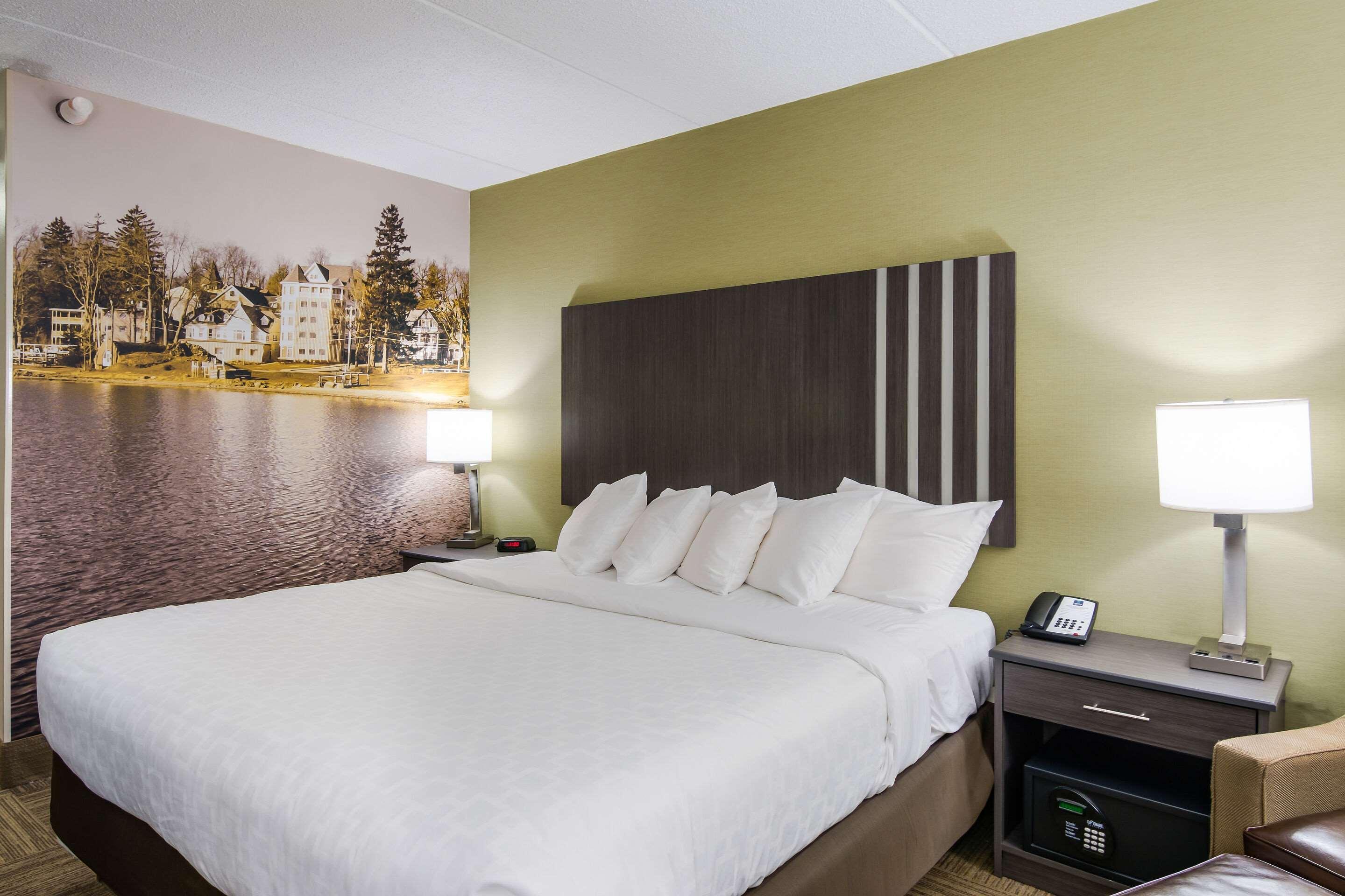Clarion Pointe Jamestown - Falconer Esterno foto