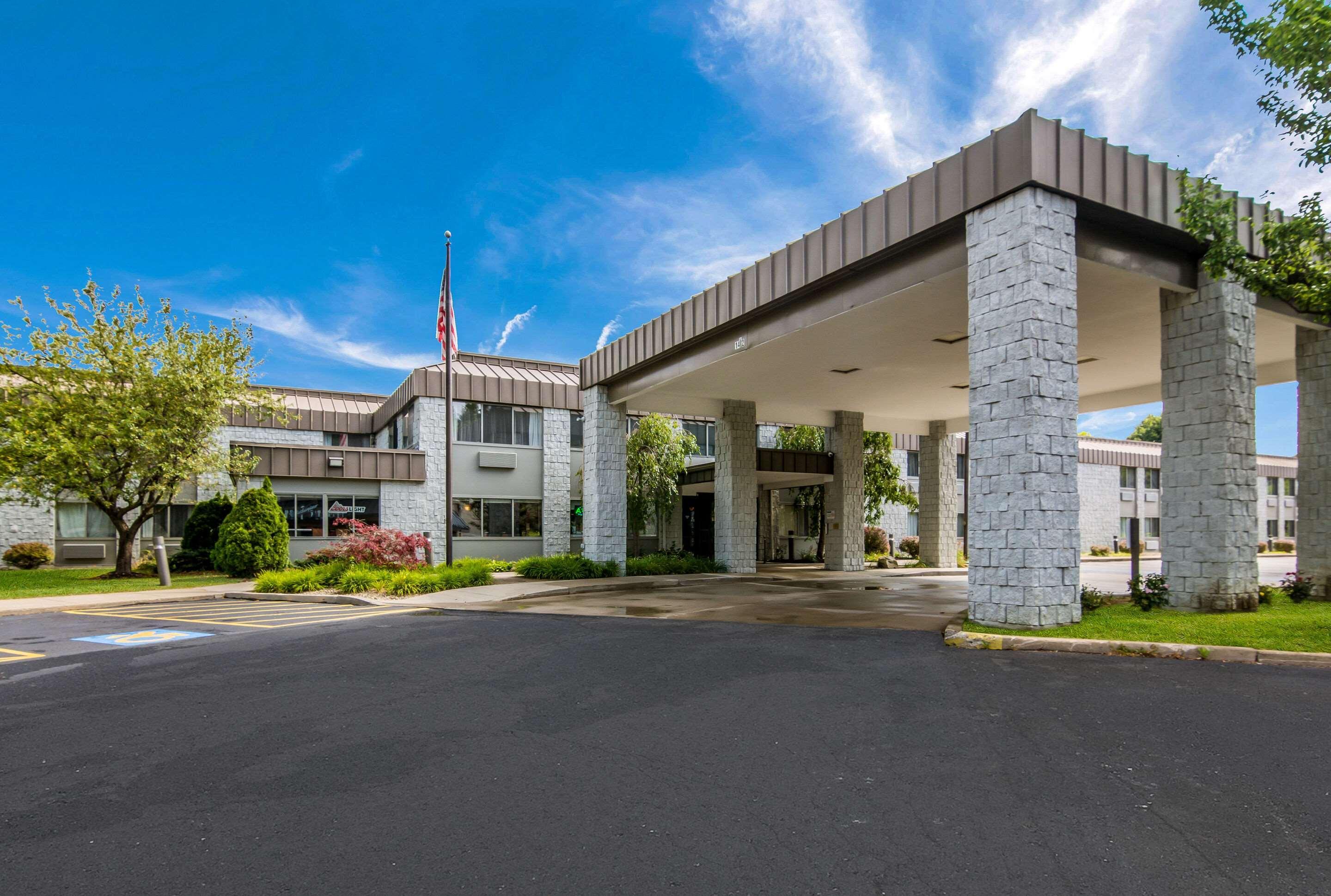 Clarion Pointe Jamestown - Falconer Esterno foto